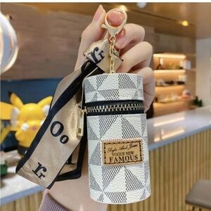 Checkered White and Gold coin purse